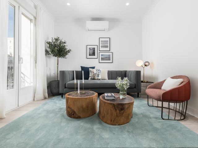 Stylish Two Bedroom Apartment in Madrid