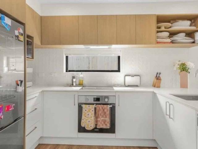 Stylish Townhouse in Avalon – Modern Living Awaits
