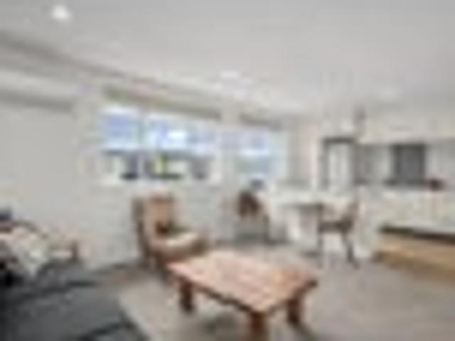 Stylish 1 Bedroom Unit in the Heart of Petone