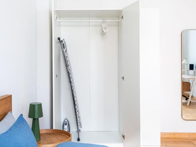 Stylish 1 Bedroom Apartment in Friedrichshain exactly at Boxhagener Platz, Berlin Amsterdam Apartments for Rent