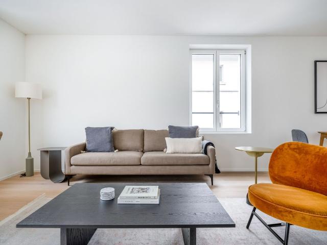 Stylish 1 Bedroom Apartment with City Views in Sihlfeld, Zurich Amsterdam Apartments for Rent