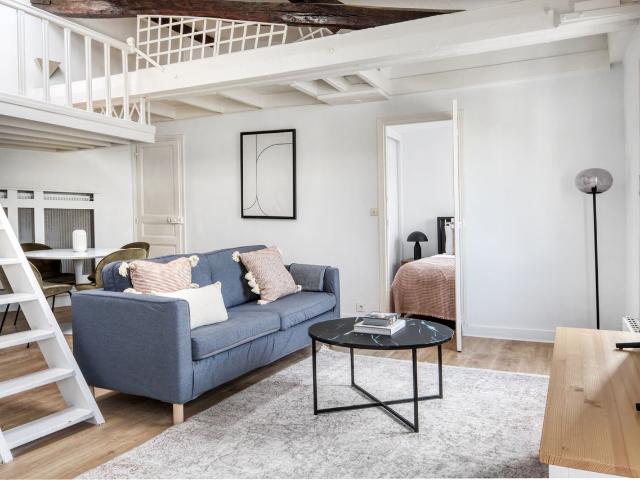 Stylish 1BR Apartment in the Heart of Paris, Paris Amsterdam Apartments for Rent