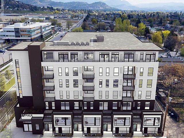 Stylish 2 Bed 1 Bath Condo Downtown