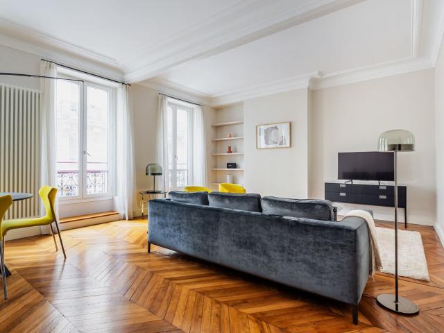 Stylish 2 Bedroom Apartment in the Heart of Paris