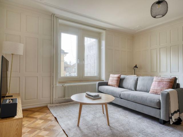 Stylish 2 Bedroom Furnished Apartment in Enge, Zurich Amsterdam Apartments for Rent