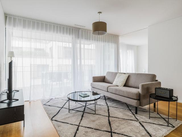 Stylish 2 Bedroom Furnished Apartment in Escher Wyss, Zurich Amsterdam Apartments for Rent