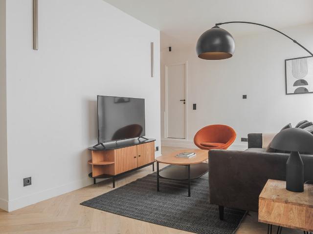 Stylish 3 Bedroom Apartment in Le Marais, Paris, Paris Amsterdam Apartments for Rent