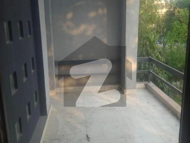Stylish 5 Marla Modern Home for Rent in DHA Lahore Phase 5 3 Bedrooms with Attached Baths, Marble Flooring, TV Lounge, Modern Company Kitchen, 1 Car Parking Prime & Secure Location, Affordable 128K Negotiable Wall Green Realtors Easy Deal! DHA Phase 5