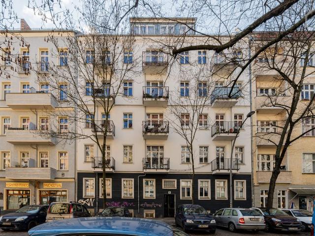 Stylish 75 m² Apartment in Prime Friedrichshain Location – Perfect for Remote Work & Urban Living, Berlin Amsterdam Apartments for Rent
