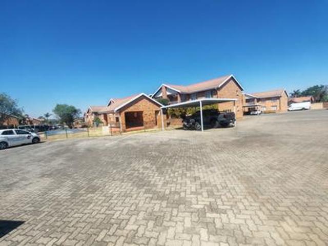 stylishly modern 2 bed first floor u.