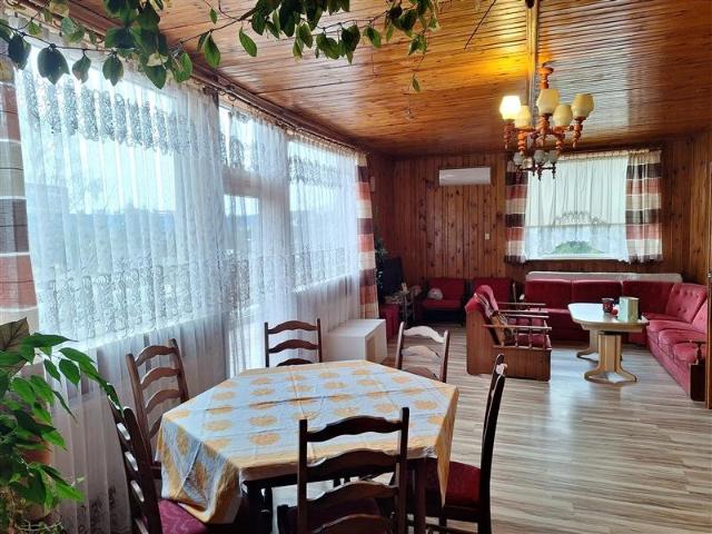 Stylowy dom 280 m2 z potencjałem inwestycyjnym