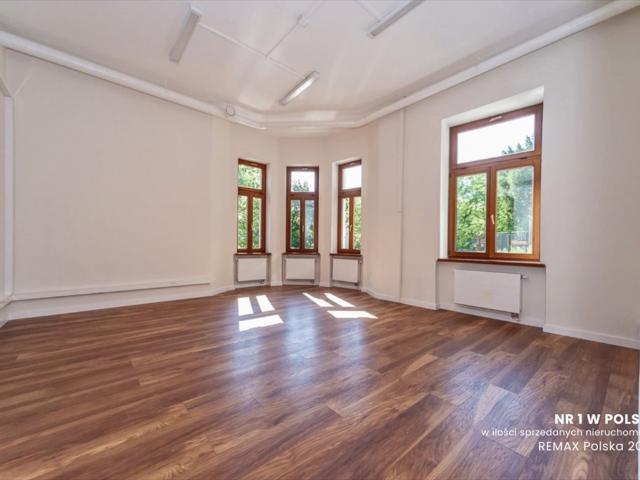 Stylowy lokal na parterze kamienicy w centrum Bielska