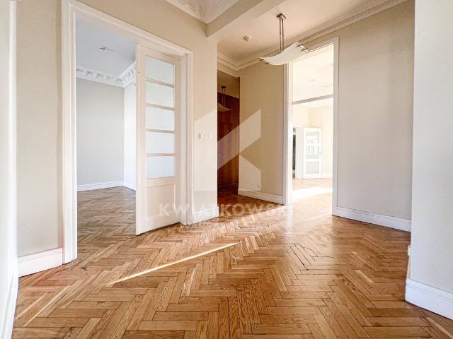 Stylowy lokal biurowy 162,6 m² w centrum Warszawy