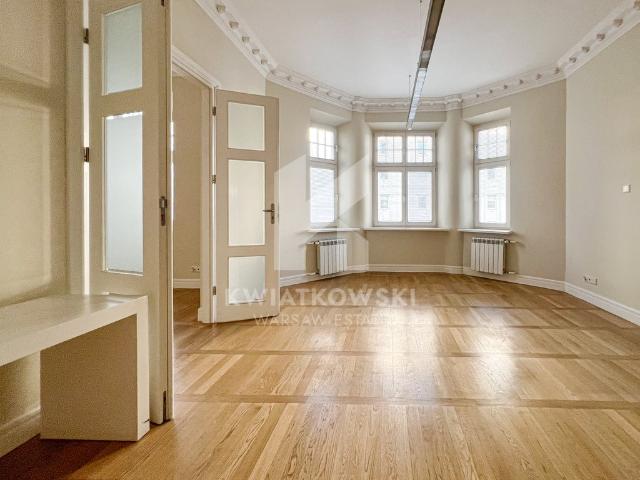 Stylowy lokal biurowy 172 m² w odrestaurowanej kamienicy