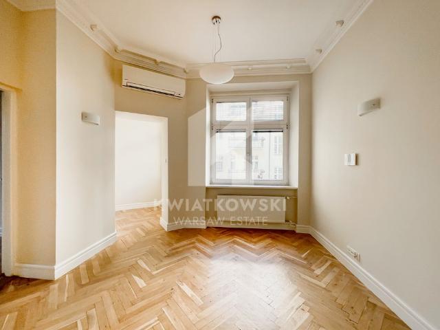 Stylowy 109 m² lokal biurowy w odrestaurowanej kamienicy zapraszam