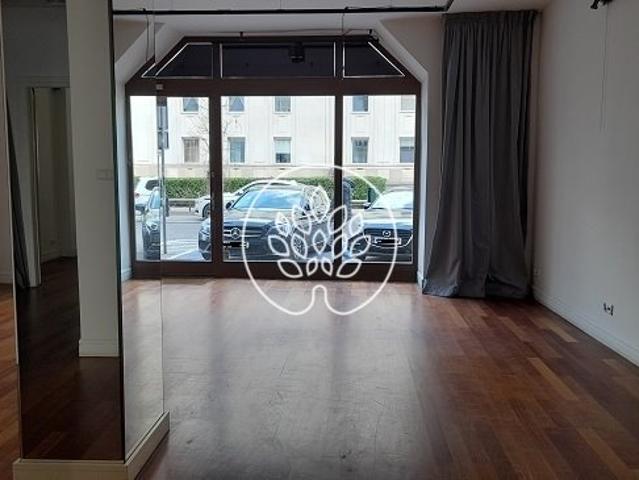 Stylowa powierzchnia biurowa 110 m² w odrestaurowanej kamienicy