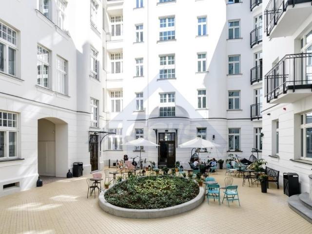 Polecam stylowe biuro 55 m² w odrestaurowanej kamienicy Śródmieście