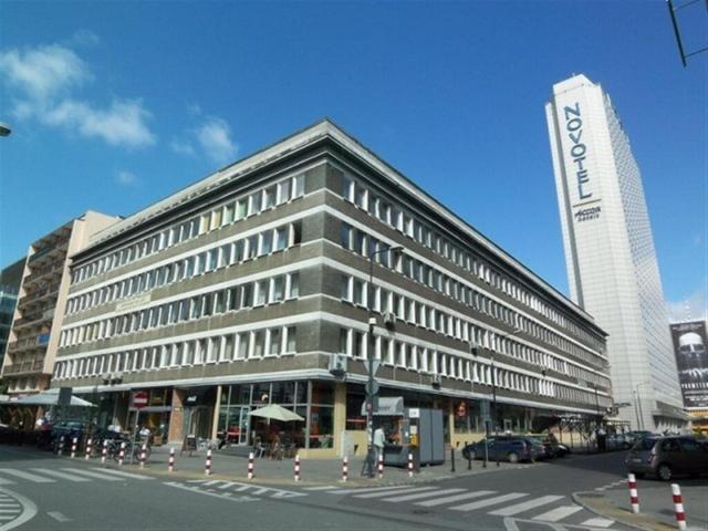 Stylowe biuro 210 m² w odrestaurowanej kamienicy w Śródmieściu