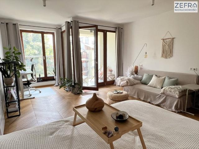 Stylowe 42 m² mieszkanie z balkonem, windą i komórką polecam!