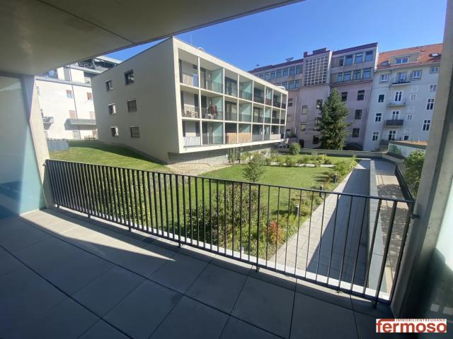 Styria Center 2 Zimmer Wohnung mit Loggia