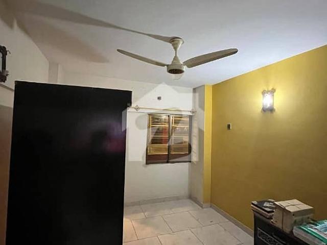 Sumaira Sky Tower 3 Bed DD Luxury Apartment At Sumaira Chowk on Cash Only