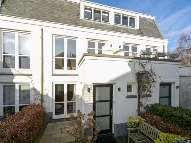 Sumatrastraat 194 F 's Gravenhage