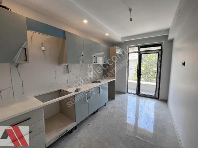 Sümbüller'den Şehir Merkezinde Z.ısıtma Geniş Modern Tasarım 2+1