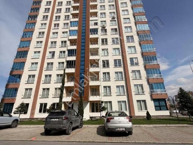 Sümer Mah. En Geniş Dairesi Satılık 4,5+1