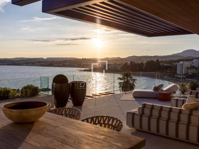 ¡Sumérjase en una vida de lujo en Ikkil Bay Estepona! Ubicad. 211m² Estepona