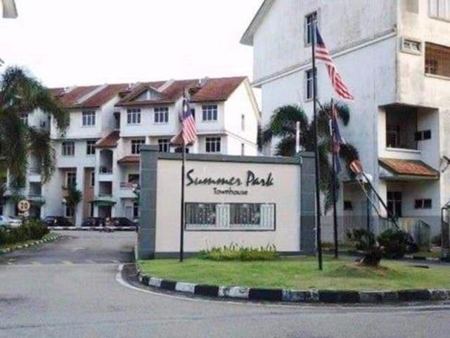 Summer Park Town House Seri Alam Masai Fully Loan 3 bedrooms 2 baths