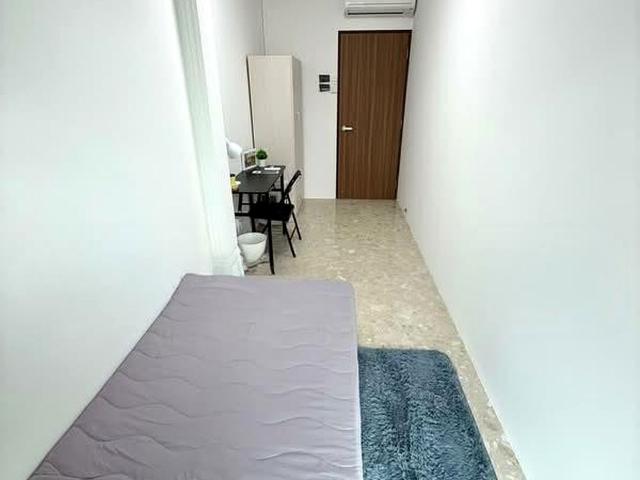 Summerdale D22, Condominium