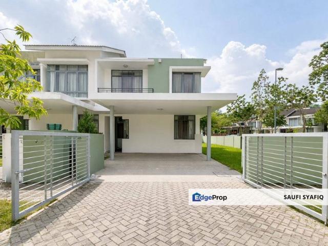 Summerglades, Perdana Lakeview West