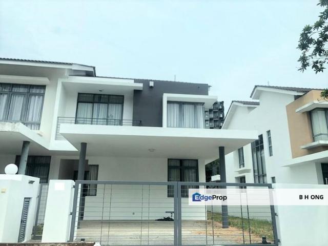 Summerglades, Perdana Lakeview West