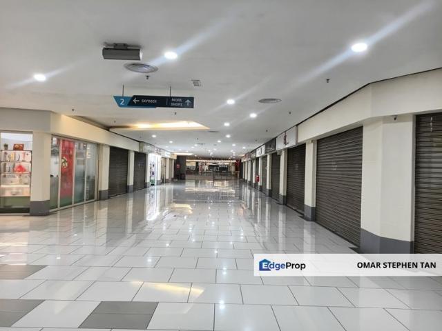 SUMMIT USJ