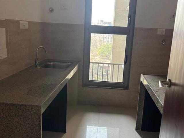 Sunteck City Avenue 4 2 Bedroom 644 Sq. Ft. Apartment in Goregaon West Mumbai Listing ID: #10014