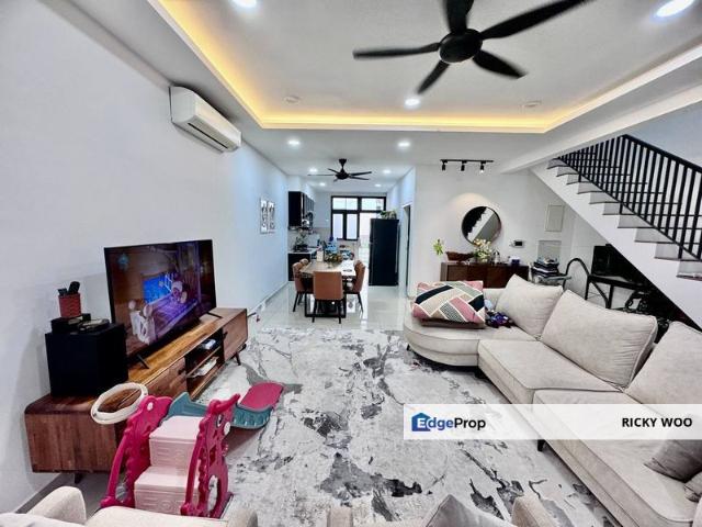 Sunway Citrine Lakehomes