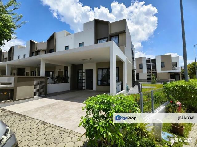 Sunway Citrine Lakehomes