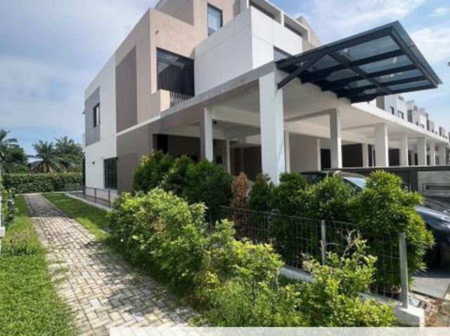 Sunway Citrine Lakehomes