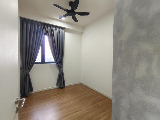 Sunway Avila PFurnish all rooms w cabinets Airconds NiceView