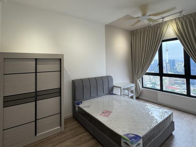 Sunway Belfield Master Room attached with Bathroom, Luxury Condo with Comfy design
