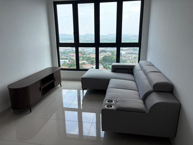 Sunway Dhill Residence Kota Damansara Brand New 1 Room Fully Furnish