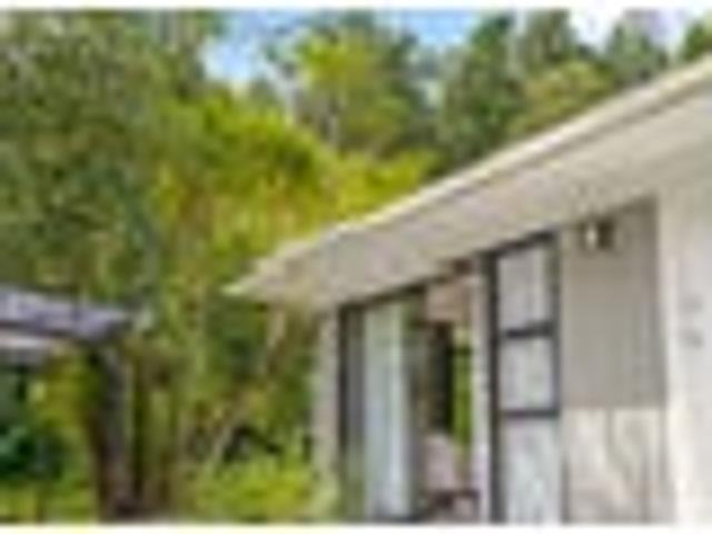 SUN DRENCHED FAMILY HAVEN – FLAT TITIRANGI SECTION