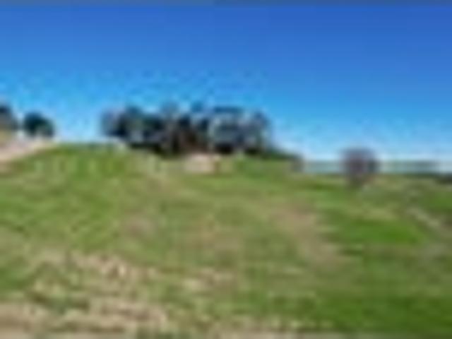 Sun soaked Bare Land With Northern Views