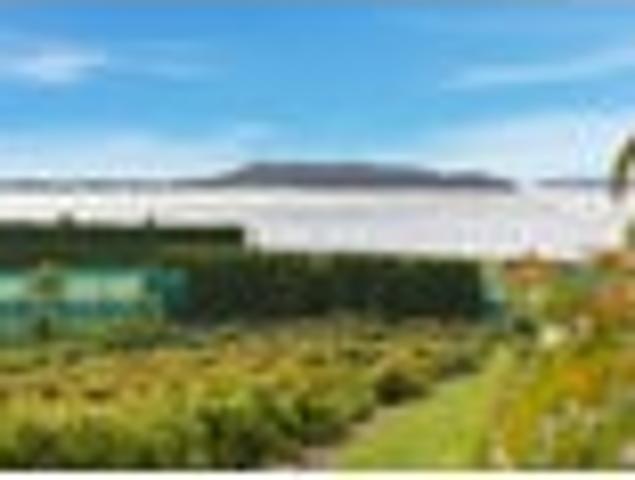 Sun soaked coastal views, income flexibility