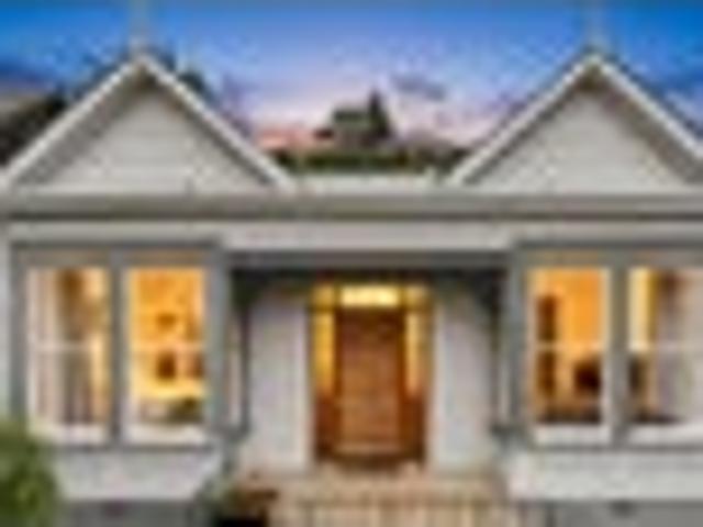 Sun Soaked with Elevated Views & Modern Comforts