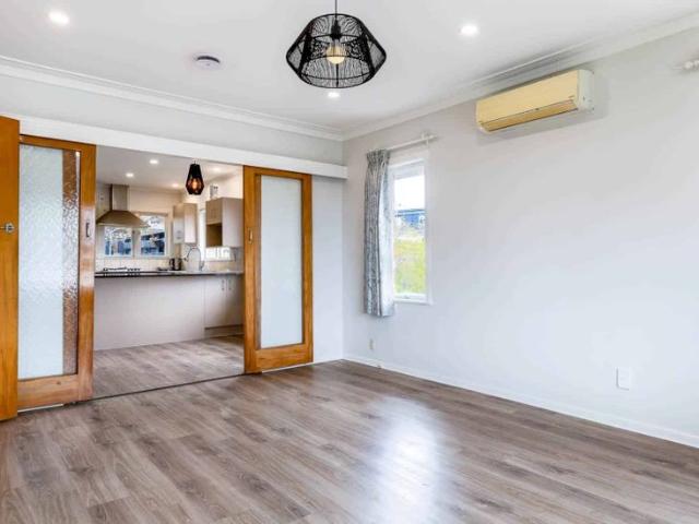 Sun Soaked 3 Bedroom House in Prime Meadowbank.