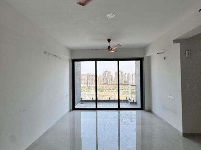 Sun Sarvam 3 Bedroom 2050 Sq. Ft. Apartment in Vesu Surat Listing ID: #10425