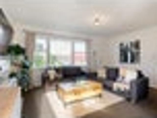 MODERN & PERFECTLY POSITIONED! Available!