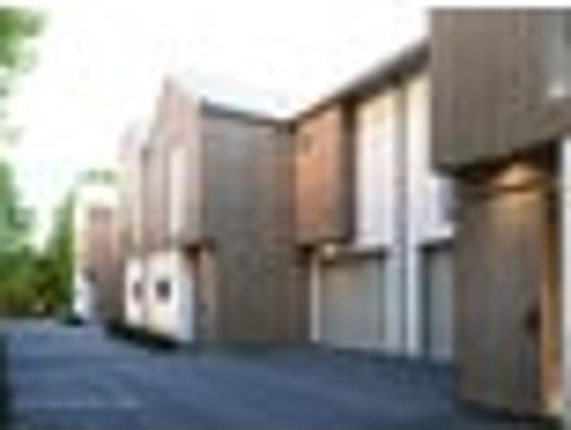 Sun, Space & Garaging. September Completion!