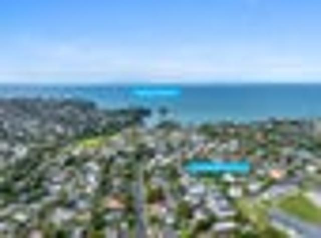 SUN, SPACE & SEASIDE LIVING